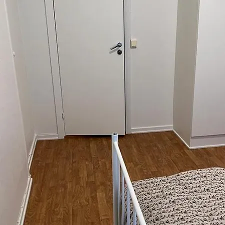 ホームステイ In Central Location *